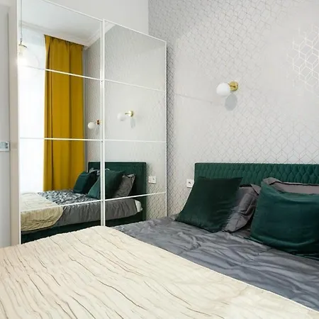 Glamorous Old Town Cracow *